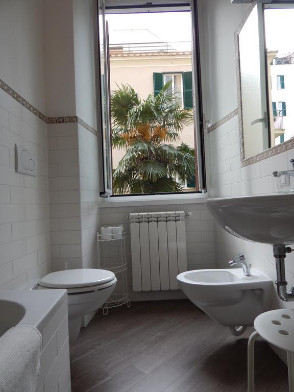 Red Flat In Rome Apartment Bagian luar foto