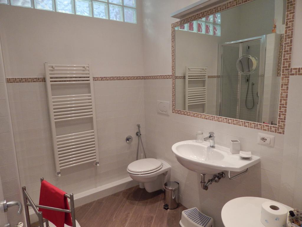 Red Flat In Rome Apartment Ruang foto